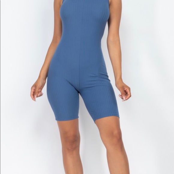 🆕Sleeveless mock neckline romper - Picture 5 of 9